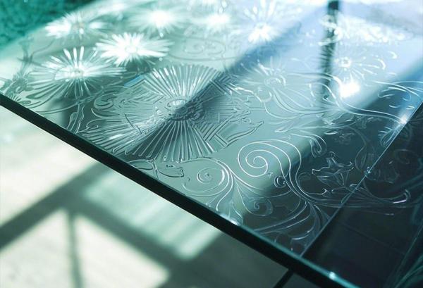 Causes and solutions for defects in laminated glass